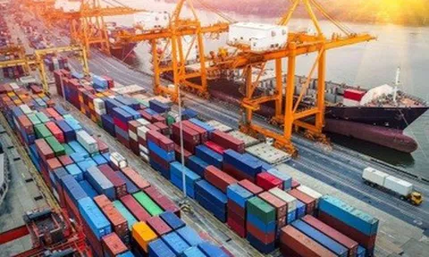 Tổng kim ngạch xuất nhập khẩu 7 tháng đầu năm cán mốc gần 515 tỷ USD